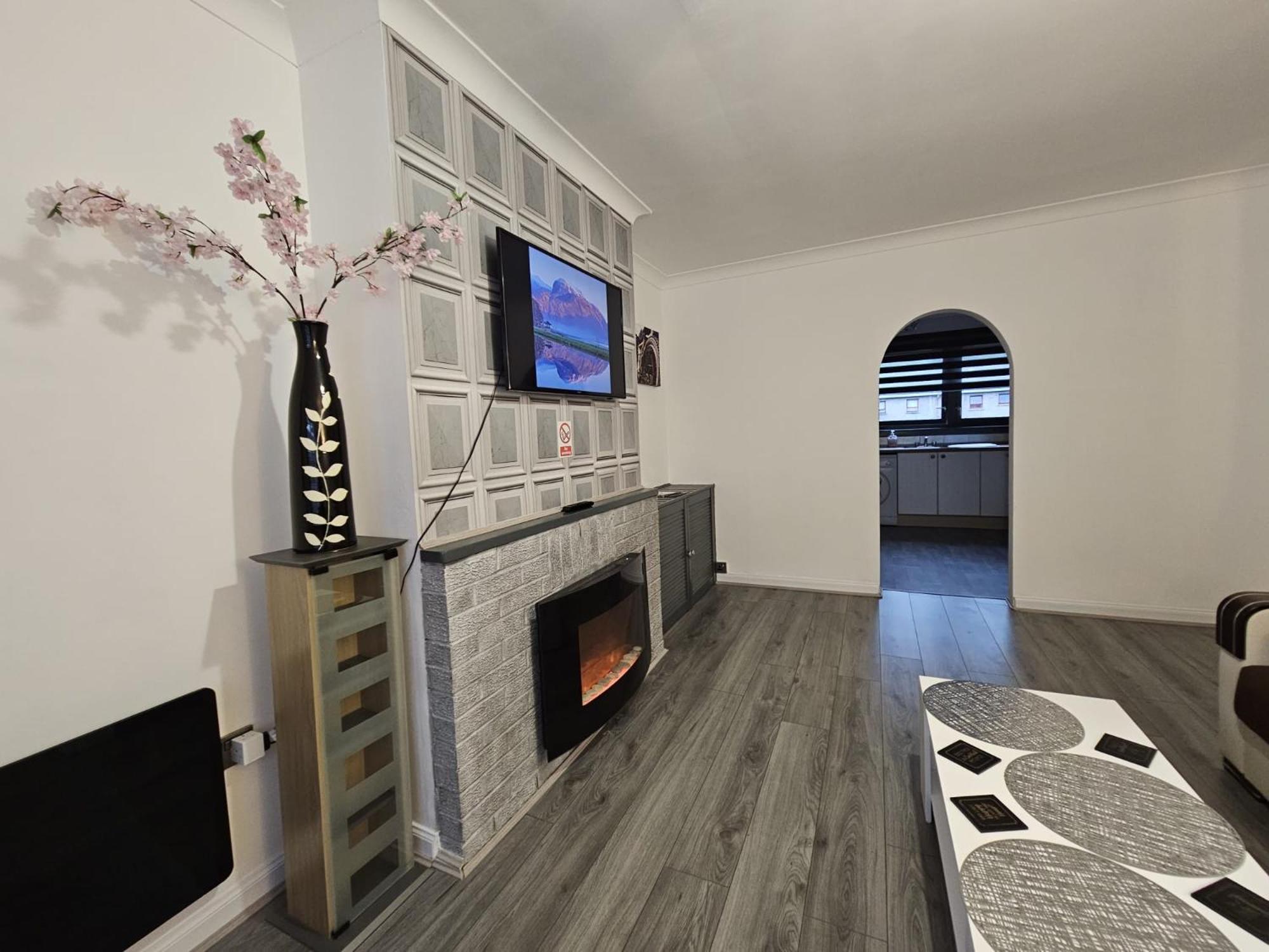 Regina Apartment In Fort William Exterior foto