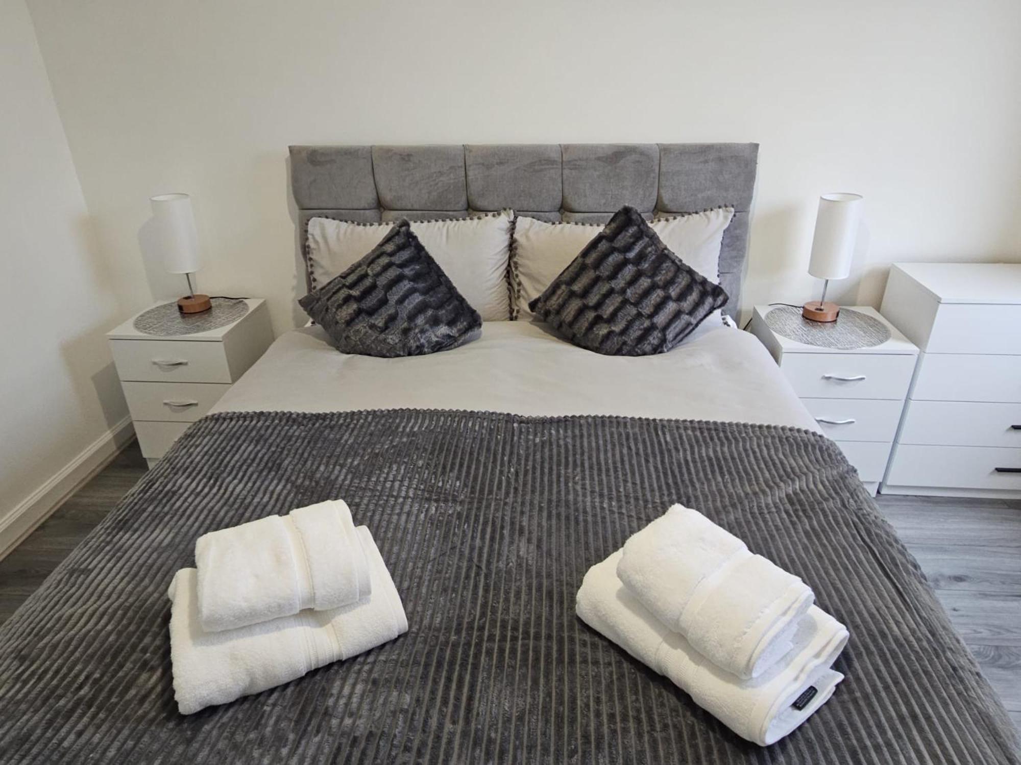 Regina Apartment In Fort William Exterior foto